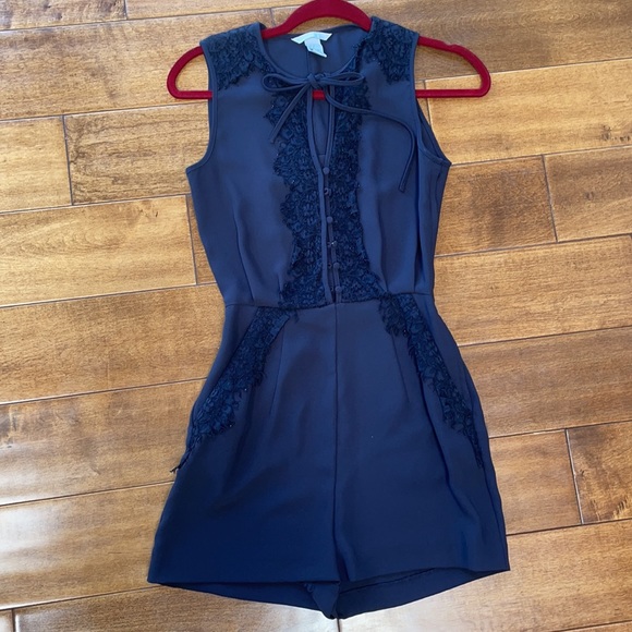 H&M navy romper with lace detail - Picture 2 of 6